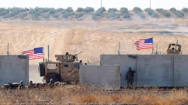 Amerikan birlikleri Suriye'nin kuzeyinde ABD-Türkiye ortak tatbikatı sırasında Akçakale'den görüntülendi. 8 Eylül 2019