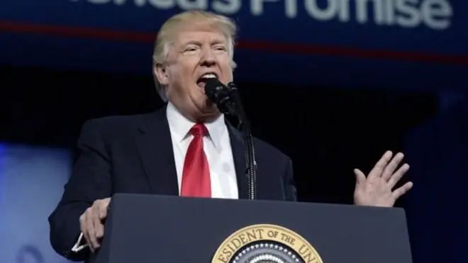 ټرمپ وویل، 'دا د امریکا متحده ایالتونه دي، چې زه یې استازیتوب کوم، زه د ټولې نړۍ استازیتوب نه کوم'