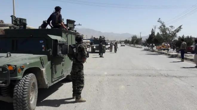 د امنیه قومندانۍ ویاند وايي، امنیتي ځواکونه سیمې ته رسېدلي او سیمه یې کلابند کړې ده.