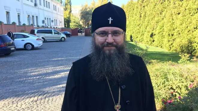 Голова Синодального інформаційно-просвітницького відділу церкви архієпископ УПЦ МП Климент (Вечеря): "Ніяких новоутворених церков ще немає і навряд чи вони будуть".