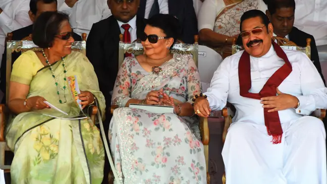 මහින්ද රාජපක්ෂ සහ චන්ද්රිකා බණ්ඩාරනායක