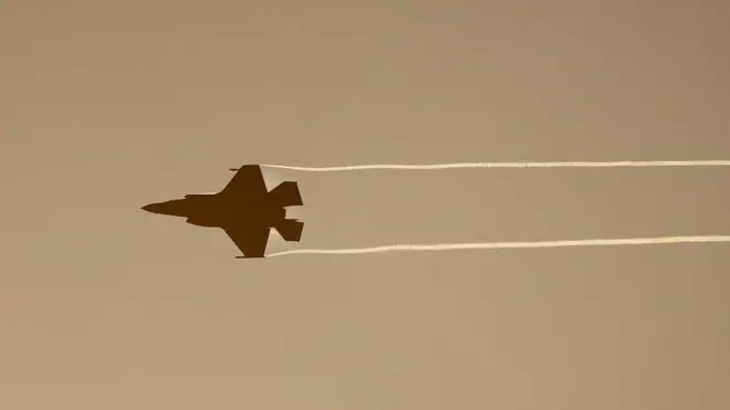 Lockheed Martin F-35 Lightning II jeti.