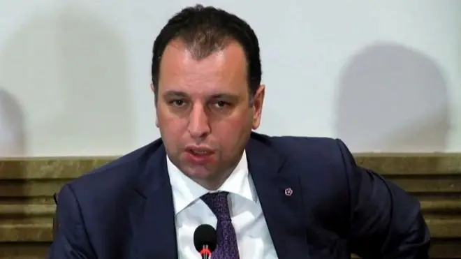 Vigen Sarkisyan ötən ay müdafiə naziri vəzifəsinə təyin olunub.