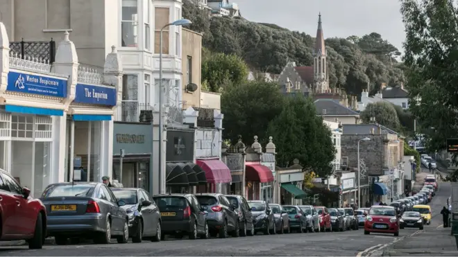 Houses for Clevedon, wey dey North Somerset for England