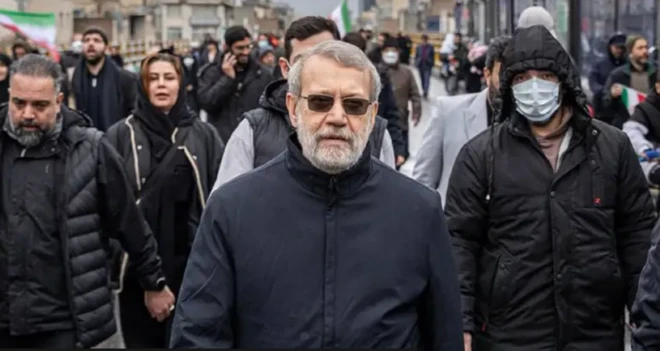 İranın Təhlükəsizlik Şurasının rəhbəri Laricani ötən cümə günü Qüds günü mitinqlərində iştirak edərkən ictimaiyyət qarşısında görünüb.