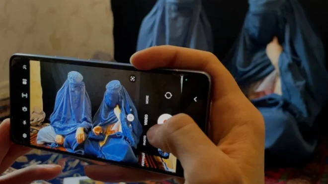 مغنيات أفغانيات