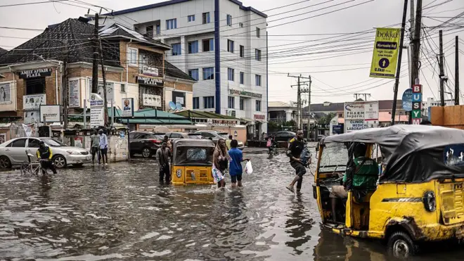 Omiyale nipinlẹ Eko