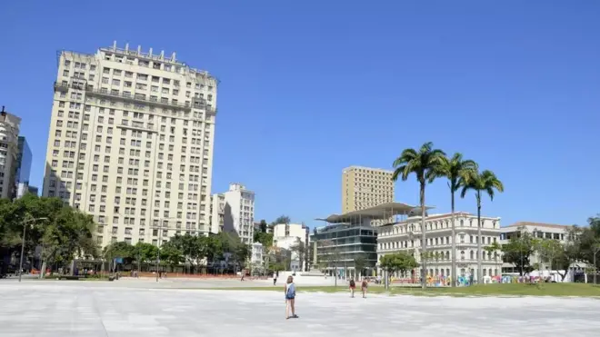 Avaliado em R$ 90 milhões, o edifício será leiloado pelo governo federal
