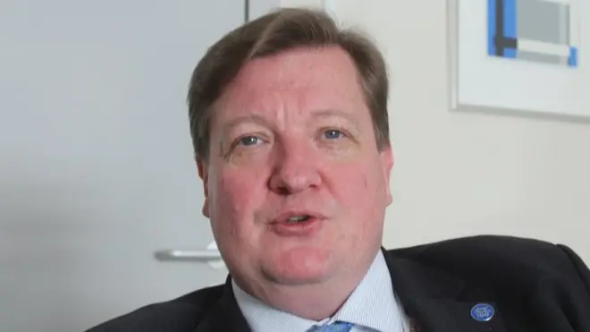 د فنلنډ سفیر وايي، افغانستان کې د بندیانو ربړونه شته، خو لږ راکمه شو ده.