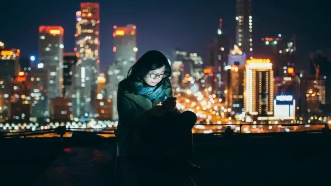 هناك مخاوف متزايدة من أن تقنيات "ليد" قد تسبب تأثيرا سلبيا على صحة الإنسان