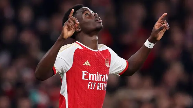 Taphataa Arsenaal Bukaayoo Saakaa