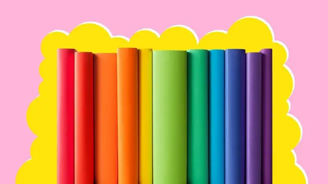 Libros organizados según el color