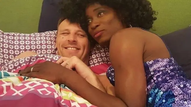 Bisi Alimi ati Anthony Davis ọkọ rẹ