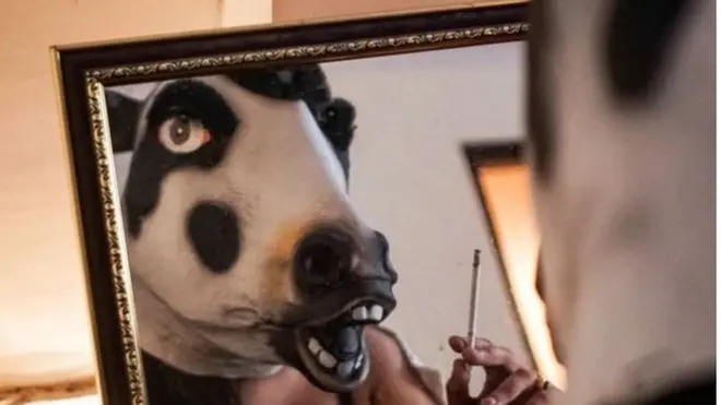 සුජාත්‍රෝ ඝෝෂ් පිළිබිඹු කරන්නේ කාන්තා පීඩක සමාජයක කැඩපතයි