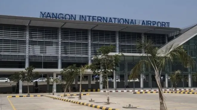 လုံခြုံရေး တပ်ဖွဲ့ဝင် တွေ ရှိနေတဲ့ နိုင်ငံတကာ လေဆိပ်မှာ ဦးကိုနီ လုပ်ကြံ ခံရ။