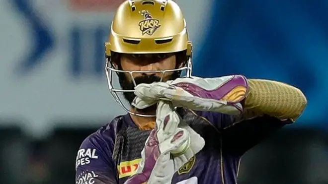 दिनेश कार्तिक