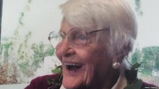 ሒላሪ አዳር በላሞች ትቃት ሲደርስባቸው ዕድሜያቸው 87 ነበር