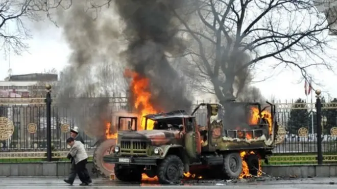 2010-жылы 7-апрели