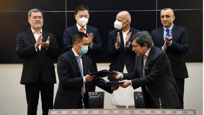 چین کابل ۱۴۰۰ کورونه