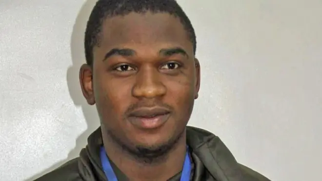 ናይጄሪያዊው ሜክአፕ አርቲስት