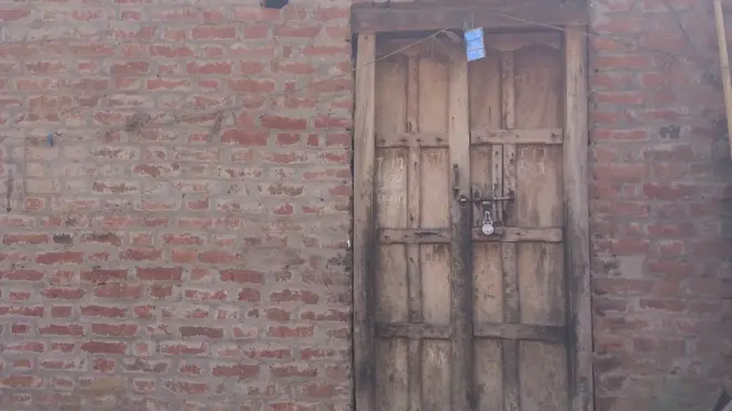 फ़िरोज़ाबाद शौचालय के लिए हत्या