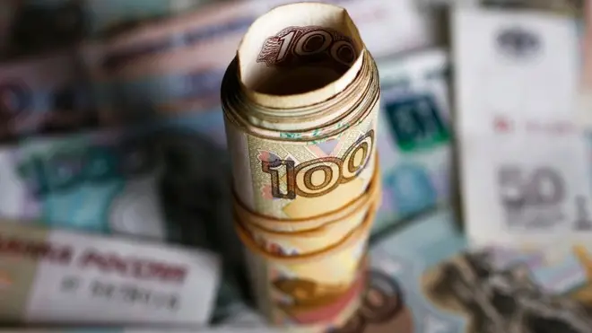 Формально налоги для физлиц в России не повышаются, однако различные сборы в стране все время растут