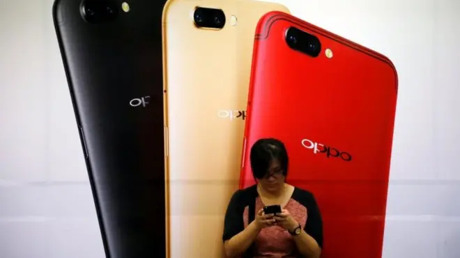 苹果的市场份额被新兴的中国手机品牌欧珀Oppo, Vivo和更知名的华为超过。
