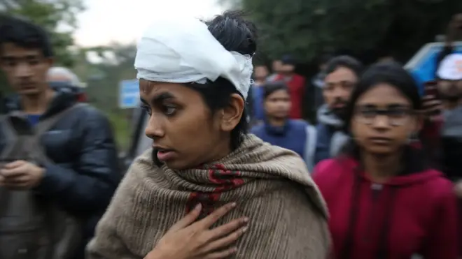 जेएनयू छात्रसंघ अध्यक्ष आइशी घोष