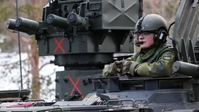 Шведские военные на учениях