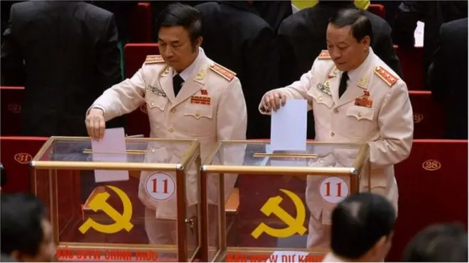 Đại diện ngành công an lâu nay luôn có mặt trong các cơ quan cao cấp nhất của hệ thống chính trị Việt Nam, như Ban chấp hành Trung ương Đảng các khóa