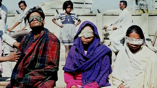 Bopal: Smrtonosi gas koji je progutao grad u Indiji