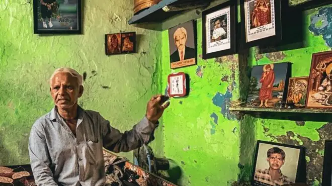 விமானம் மோதியதில் பிரஹ்லோத் தாக்கூர்