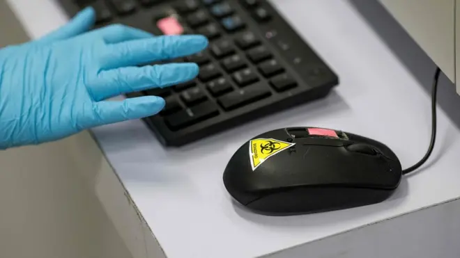 Коронавирус компьютер