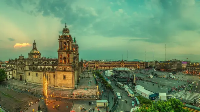 ما الذي يجذب المغتربين للعيش في بلاد بعينها؟