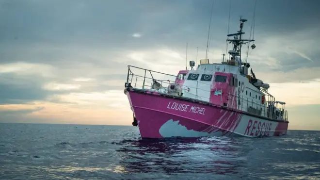 Banksy'nin fonladığı gemi göçmenleri kurtarmak için Akdeniz'e açıldı