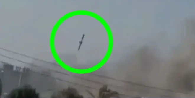 Imagem mostra míssil caindo no Irã