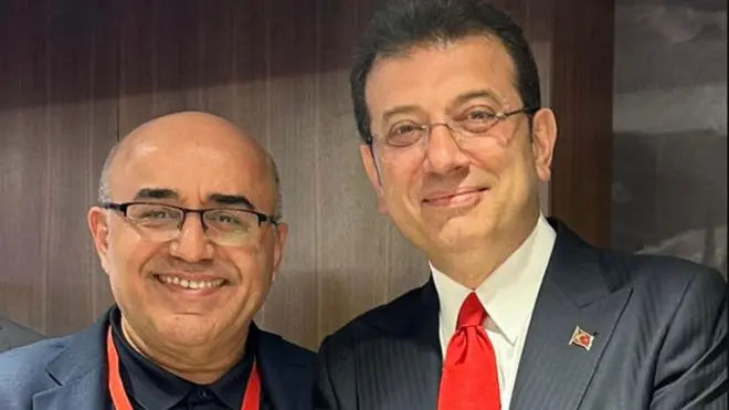 İmamoğlu ve seçim kampanyasının direktörü Necati Özkan (solda)