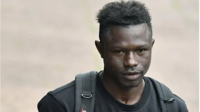Mamoudou Gassama célébré pour son courage