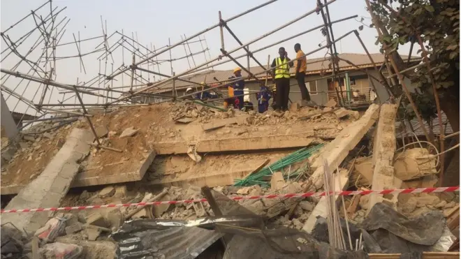 Foto from di building collapse site