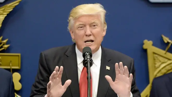 Presiden Trump kembali mengeluarkan peringatan terhadap Korea Utara tetapi para pemimpin dunia lainnya minta retorika dihentikan.