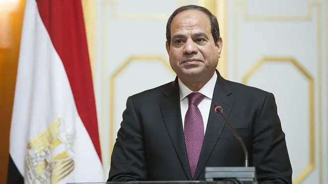 السيسي يحذر " لا مساس بحصة مصر في مياه النيل"