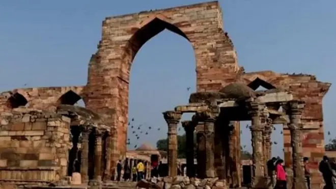 कुतुब मीनार