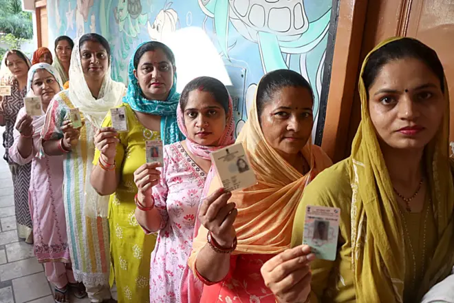 हरियाणा में जारी है मतदान