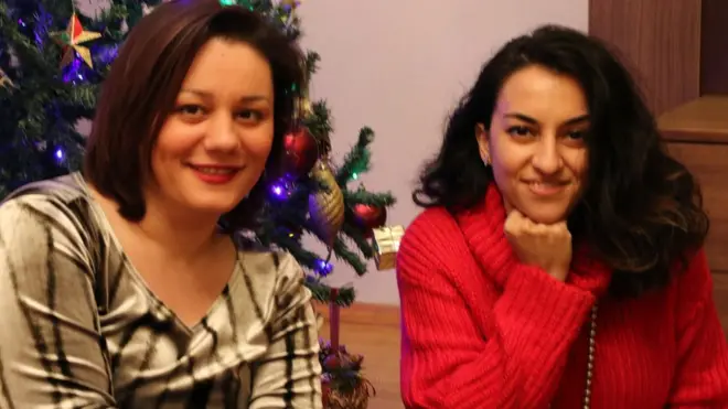 Aygul mehman, Şəhla Ajibola