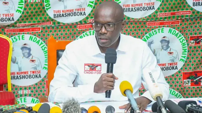 Ni co kiganiro ca mbere Reveriyano Ndikuriyo aremesheje kuva abaye umunyamabanga mukuru wa CNDD-FDD, haraheze hafi imyaka itatu