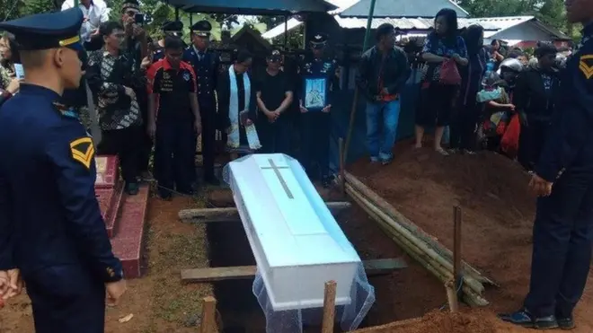 Aldama Pangkolan tewas akibat dugaan penganiayaan kakak angkatannya di akademi penerbangan Makassar.