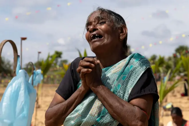 මුල්ලිවයික්කාල් වෙරළේ දී යුද්ධයෙන් මිය ගිය සහ අතුරුදහන්වූවන් සිහි කිරීම