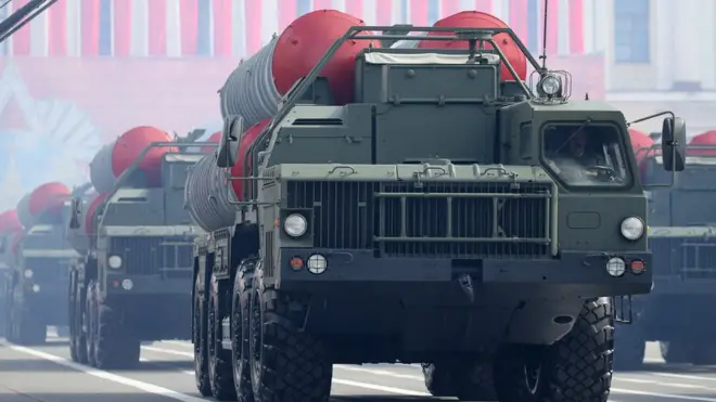 Российские власти официально не подтверждают информацию о поставках С-300 в Сирию