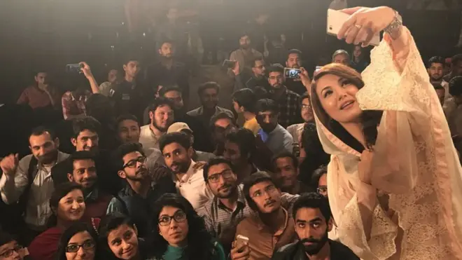 ریحام خان نے سیاسی جماعتوں میں عدم جمہوریت پر تنقید کی