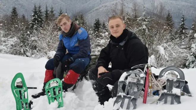 Сергій (праворуч) з товаришем хотіли пройти по карпатських хребтах Мармароси та Чорногора